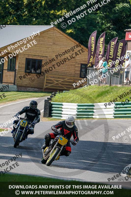 cadwell no limits trackday;cadwell park;cadwell park photographs;cadwell trackday photographs;enduro digital images;event digital images;eventdigitalimages;no limits trackdays;peter wileman photography;racing digital images;trackday digital images;trackday photos